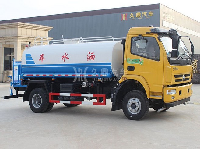 工程灑水車租賃價格_8噸東風大多利卡工程灑水車價格3