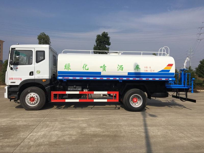 環(huán)衛(wèi)灑水車價(jià)格_15噸東風(fēng)多利卡D9環(huán)衛(wèi)灑水車5