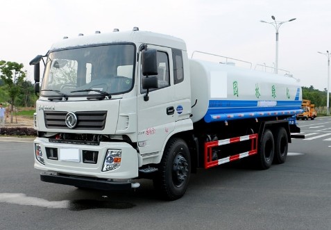 東風專底后雙橋20噸灑水車圖片 東風專底后雙橋20噸灑水車圖片