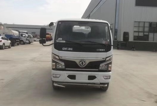 二手灑水車5噸的價格_國六5方東風(fēng)福瑞卡綠化灑水車廠家價格4