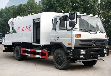 10���|�L(f��ng)�Ͽ�153�ױP(p��n)�๦���։m܇(ch��)�DƬ