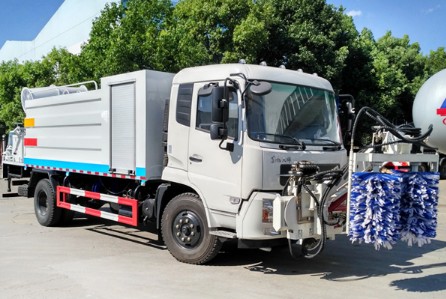 �|�L���\�o����ϴ��ˮ܇�DƬ