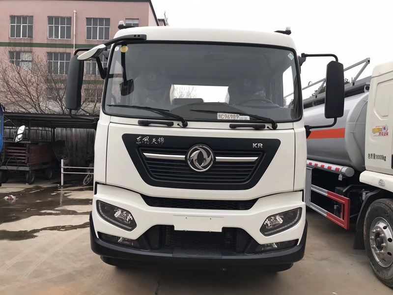 �����|�L���\�F���։m܇�{���ǰĘ�DƬ