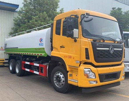 20����ˮ܇�����Xһ�v_20�������|�L(f��ng)����KL���p��G����ˮ܇�r��