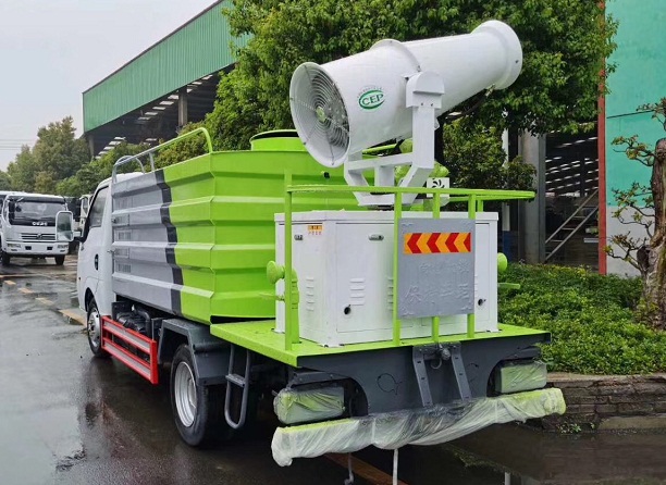 國六東風途逸抑塵車圖片 國六東風途逸抑塵車圖片