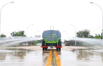 ����12���|�L�A��KL5��ˮ܇�DƬ