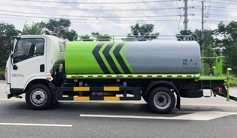 國(guó)六10方東風(fēng)華神T1灑水車圖片 國(guó)六10方東風(fēng)華神T1灑水車圖片