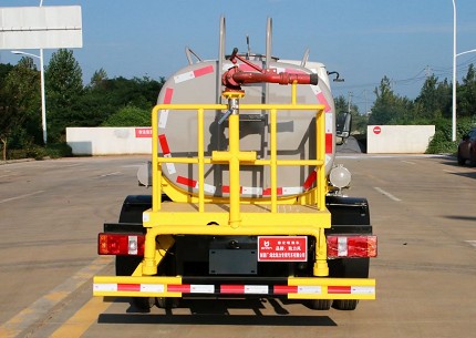 ����2.5���P�R�{�ƞ�ˮ܇�DƬ