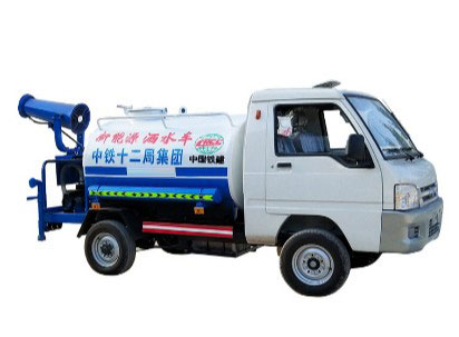 小型電動(dòng)四輪灑水車(chē)圖片 小型電動(dòng)四輪灑水車(chē)圖片