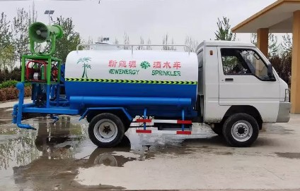 小型電動(dòng)四輪灑水車(chē)圖片 小型電動(dòng)四輪灑水車(chē)圖片