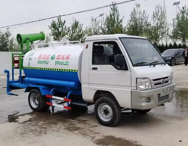 小型電動(dòng)四輪灑水車(chē)圖片 小型電動(dòng)四輪灑水車(chē)圖片