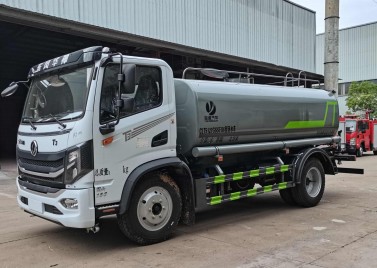 國六東風華神(T3)9.3方灑水車 國六東風華神(T3)9.3方灑水車