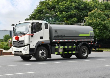 國六福田(ES7)12方灑水車 國六福田(ES7)12方灑水車