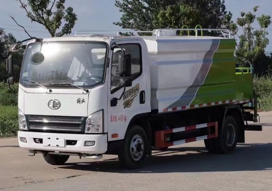 解放招財(cái)虎藍(lán)牌7方灑水車_同銳通牌CAA5042TDYC6型多功能抑塵車4